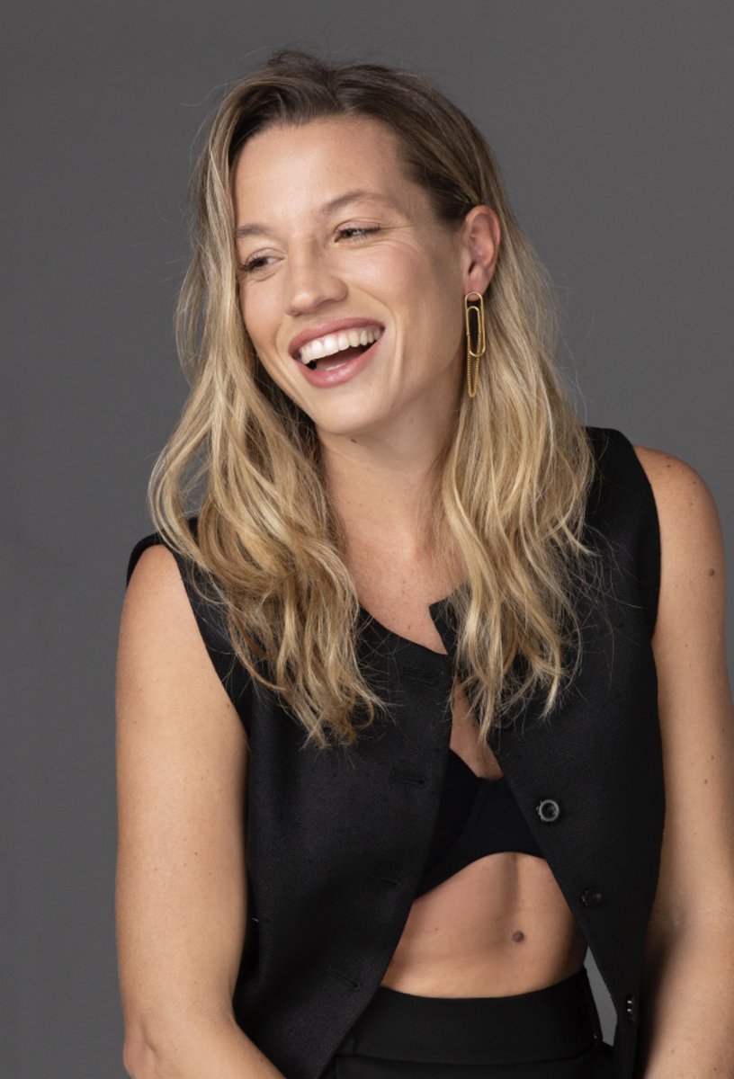 Un placer haber sido convocada para la campaña “Yo Elijo Selú”, no solo fue divertido hacer las fotos sino que al haber orientado la campaña en la personalidad y singularidad de cada mujer convocada me sentí muy cómoda! Ojalá les guste!!! <a href="/SeluOficial/">Selú</a>