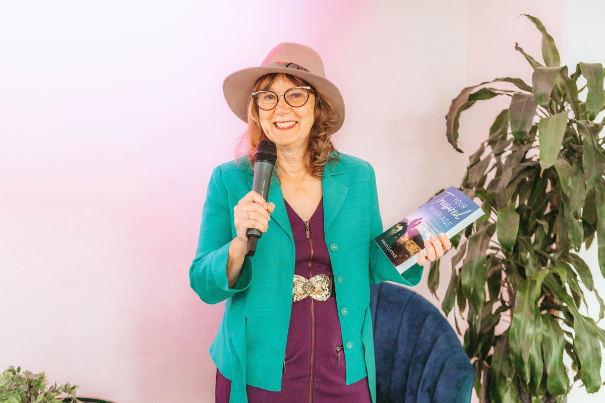 Jeanne Gormick Marriage Dot Connector tweet media