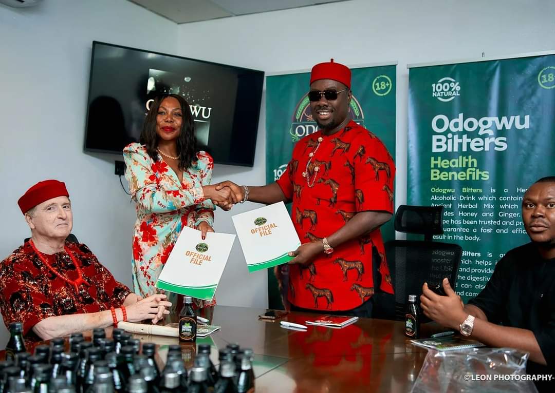 OdogwuBitters's tweet photo. The moment you begin to attract global attention, you are on course!!!
Our Odogwu Bitters partners came all the way from Beverly Hills, California.
Exciting days ahead!!!🤝
We are positioning our super Luxury Odogwu Bitters globally to meet global expectations!! https://t.co/BZxGNfmG9r