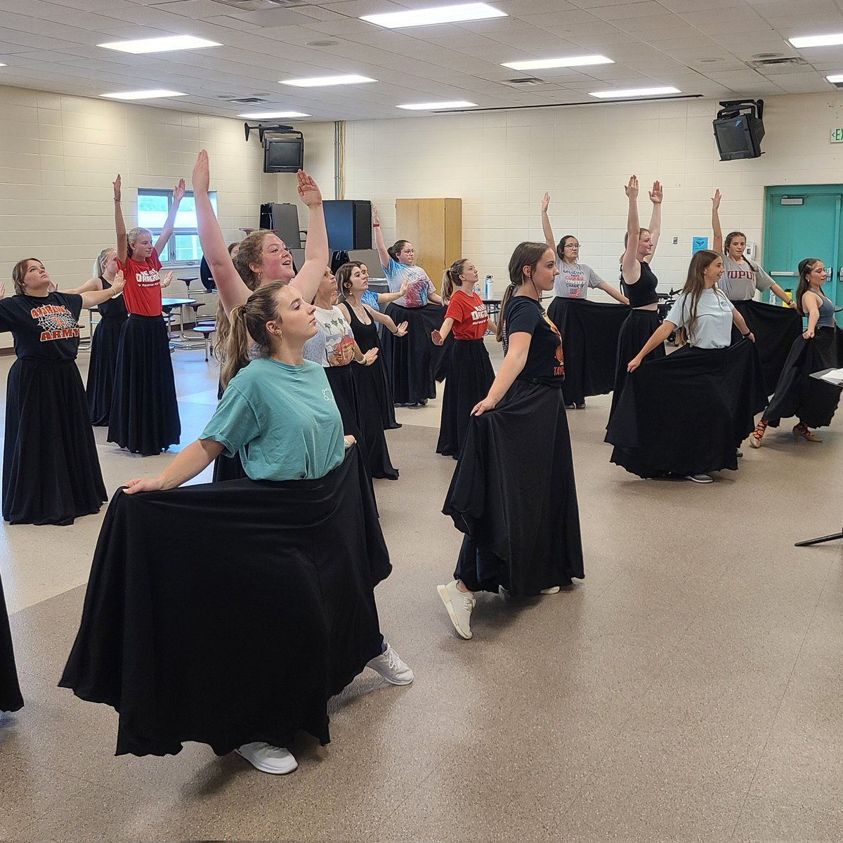 dragondirector's tweet photo. A full day of choreo for the show choirs. Diamonds &amp; Crimson started learning their competition shows today. Both groups are off to a great start! #NPperformingArts @VoelzJames @SouthernHancock @ChoirsNphs https://t.co/DjCrHjdZN7