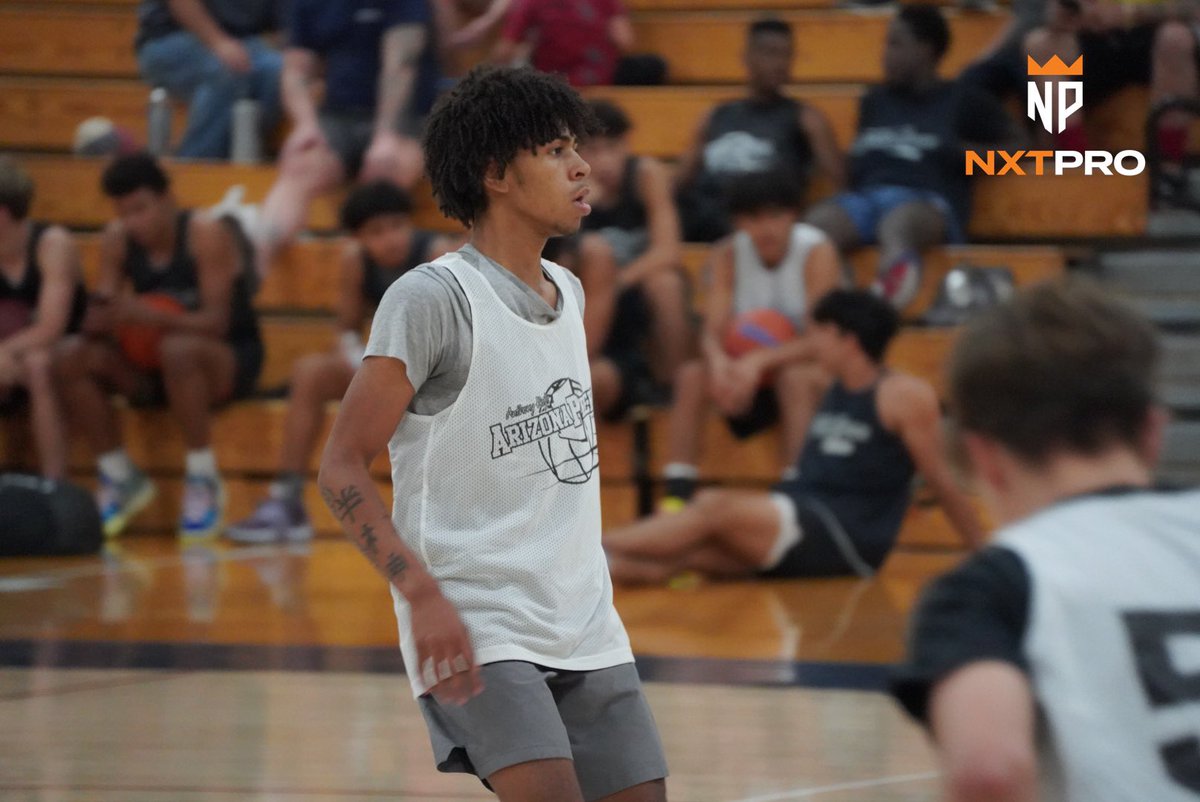 Strong performances in the opening slate from 2023 6’3 Gabriel Proctor (Cienega) and 2023 5’9 Ah’Jzon Sieg (Buena). 

Proctor impressed with his energy on both ends and efficiency on the perimeter. Sieg constantly created advantages and space with his handle in the halfcourt.