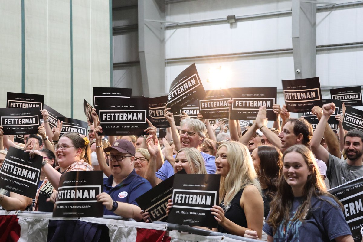 SCRANTON! ⚡

Thank you *so* much for coming out on a Saturday afternoon 🥰

Together we will protect women's reproductive freedom + send Dr. Oz back home to NJ 💯