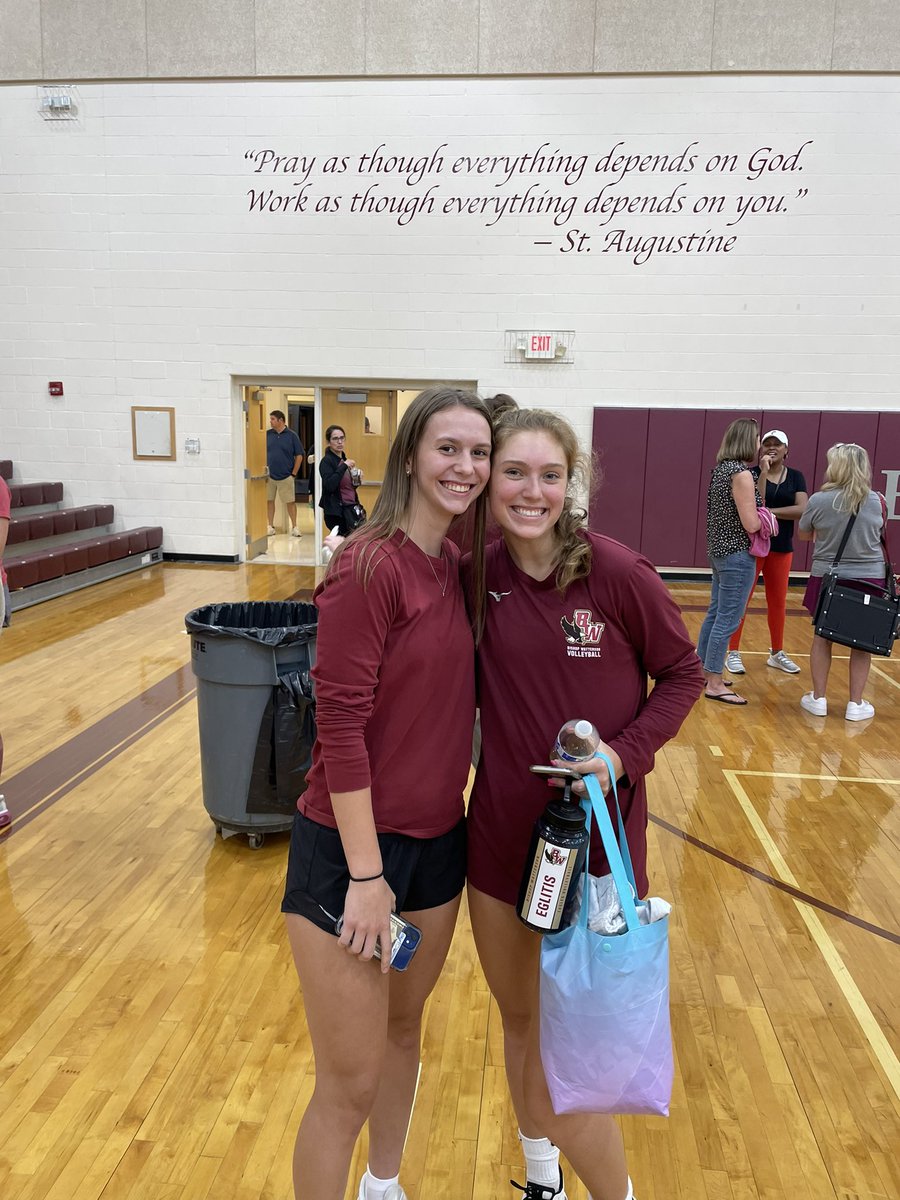 It was so fun being able to watch some of my club teammates battle it out this morning! Loved being able to see lots of friends from <a href="/EliteVBTC/">Elite Volleyball</a> ! <a href="/AlecRothe/">Alec Rothe</a> <a href="/M_EglitisVB/">Maija Eglitis</a> <a href="/KEglitis/">Kriss Eglitis</a> <a href="/Sayp12/">sandra borer</a> <a href="/PrepDigOH/">Prep Dig Ohio</a> <a href="/AVCAPhenom/">Phenom</a>