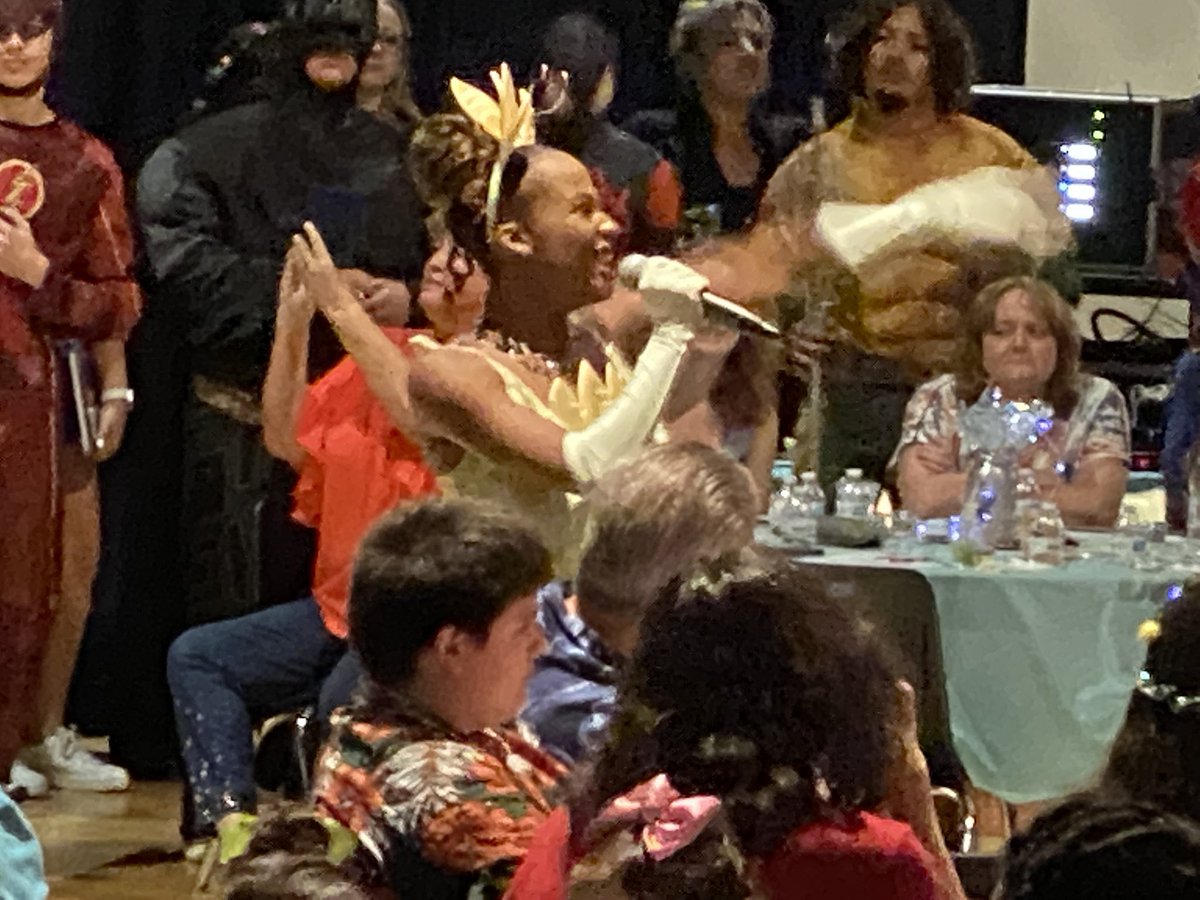 SMCISDFineArts's tweet photo. Put on by the SMHS Choirs, the 5th Annual ROYAL TEA was an event like no other at 1:30 on Saturday, September 17, 2022.  Princesses, heroes, heroines, and princes from around the Rattler Kingdom  were all there.  Another showing at 5:00 in the SMHS PAC. https://t.co/fQxC0yPZEF