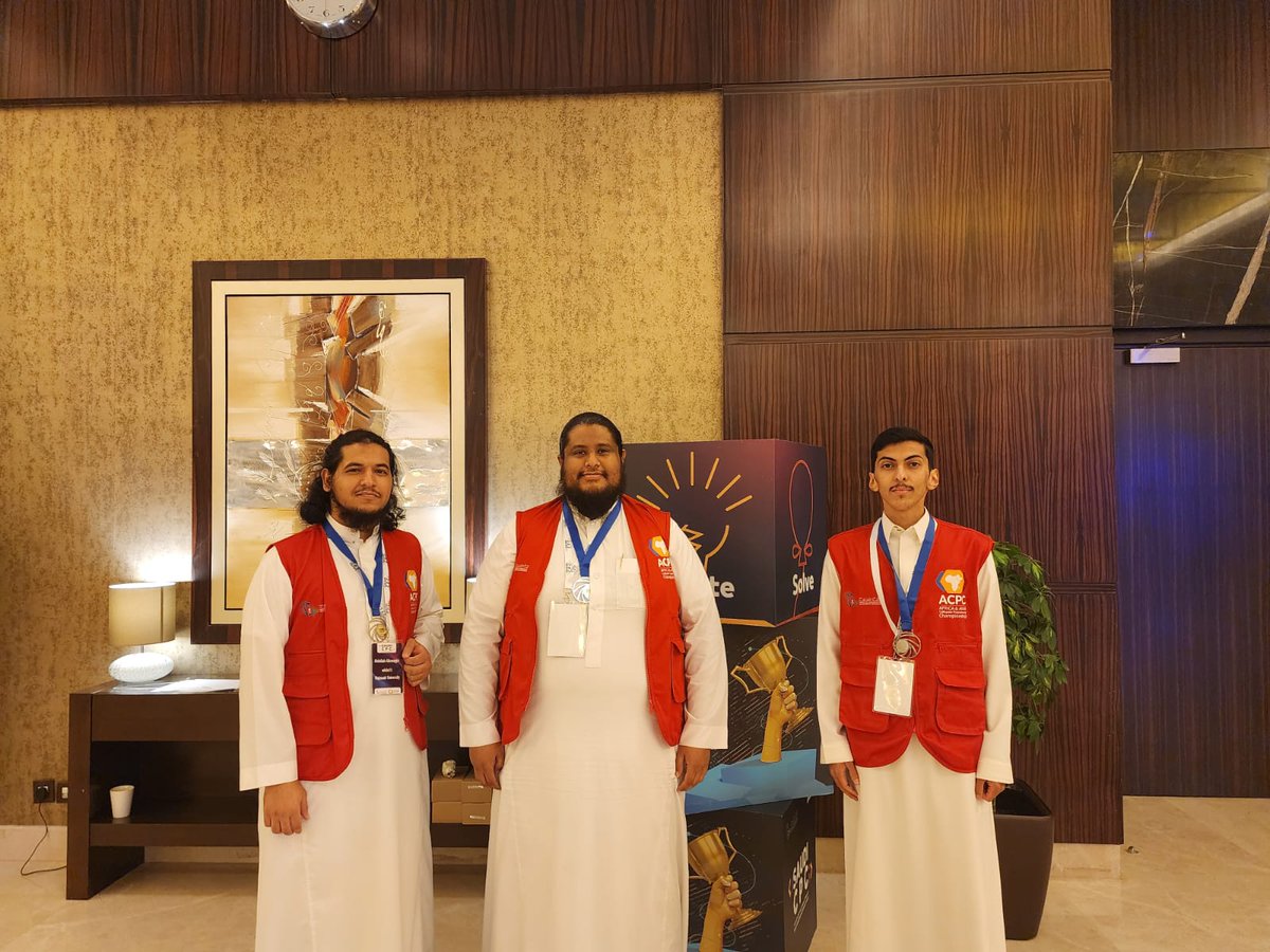 CCIS_MU's tweet photo. والتي تم تنظيمها من وزارة الاتصالات وتقنية المعلومات السعودية MCIT بالتعاون مع ACPC، والمؤهلة لمسابقة البرمجة الاقليمية في شرم الشيخ ACPC والمؤهلة بدورها للمسابقة العالمية ICPC. وتضمنت المسابقة مشاركة 51 فريقاً بإجمالي 153 مشارك من مختلف الجامعات السعودية. https://t.co/yfBcbaTNMC