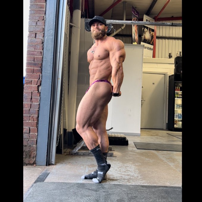 Drew Alexander 60K’s pics and videos