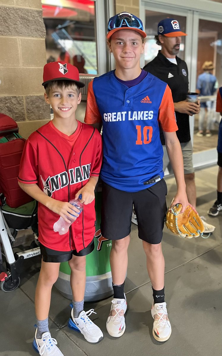 LendonSchwartz's tweet photo. Delta All Star with Hagerstown All Star Proud of Hagerstown!!!#AttheVic https://t.co/1FCNoxzRFl