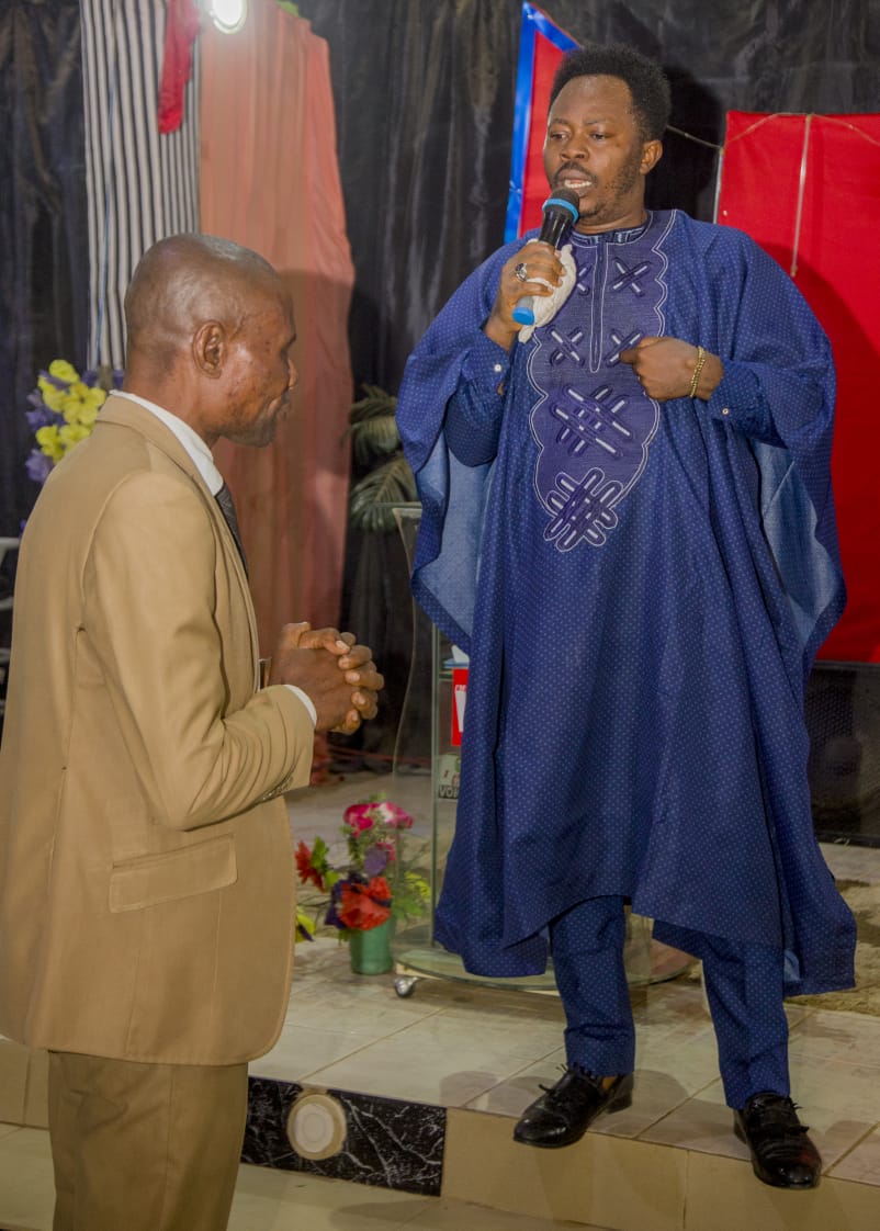apostle_jibrin's tweet photo. Birthday loading...
1909 is the Code
Pray for me
Bless me if I have been a blessing to you
Celebrate with me
Show me Love
#Septembergrace https://t.co/v4JfHyzwKG