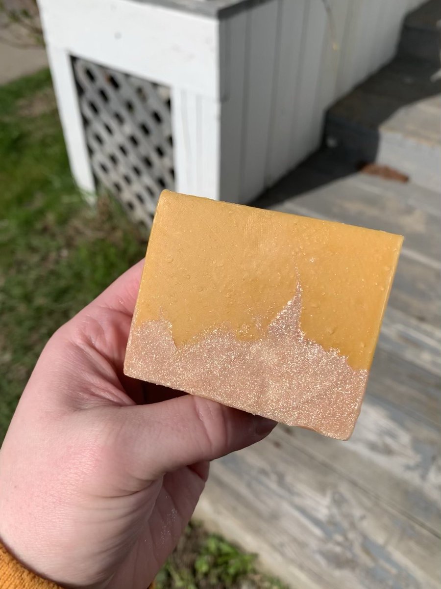 ShireSuds's tweet photo. Some gorgeous shots of my glitter soap, $16 a bar with FREE SHIPPING to the US! 

Order 2 bars and get 20% off with the code DISCOUNT20 https://t.co/mZOR2KvOL7