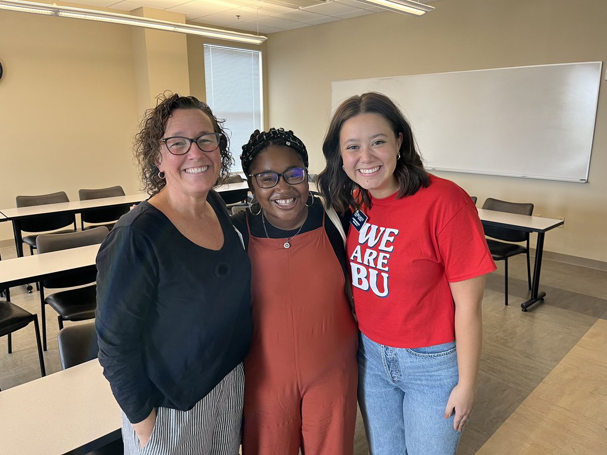 DeanJimMcIntyre's tweet photo. It’s already a phenomenal weekend for Belmont University’s College of Education! Last night’s Edgehill Partnership Celebration &amp; today’s Campus Preview Day were both amazing events where our fabulous students and faculty shined!! #TeachBrilliantly #LetHopeAbound https://t.co/b5hhEFqsUT