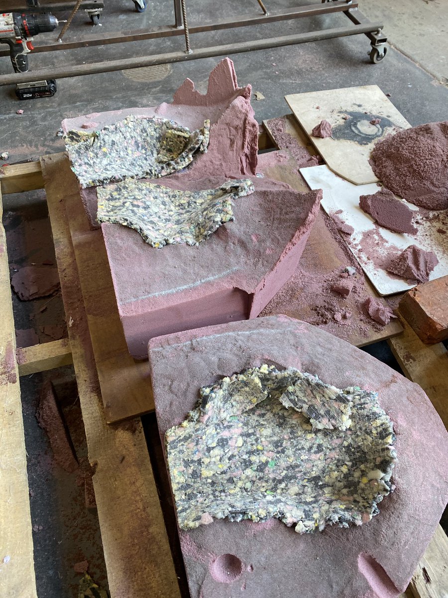 PeterDraws1's tweet image. Working on making a cast aluminum sculpture, here’s some pics and a POV video of me working on it: youtu.be/PL0oJ5D1vvE