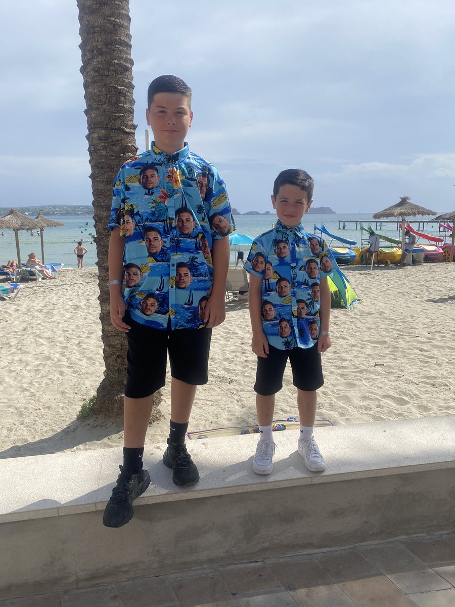StefHancock's tweet photo. You can take the boys out of Newcastle @NUFC …. ⚫️⚪️ Hello from Majorca @brunoog97 ⚽️⚽️ #nufc #NewcastleUnited #toon #bruno #NUFCFans #newcastlevsbournemouth https://t.co/ngiGLfc984