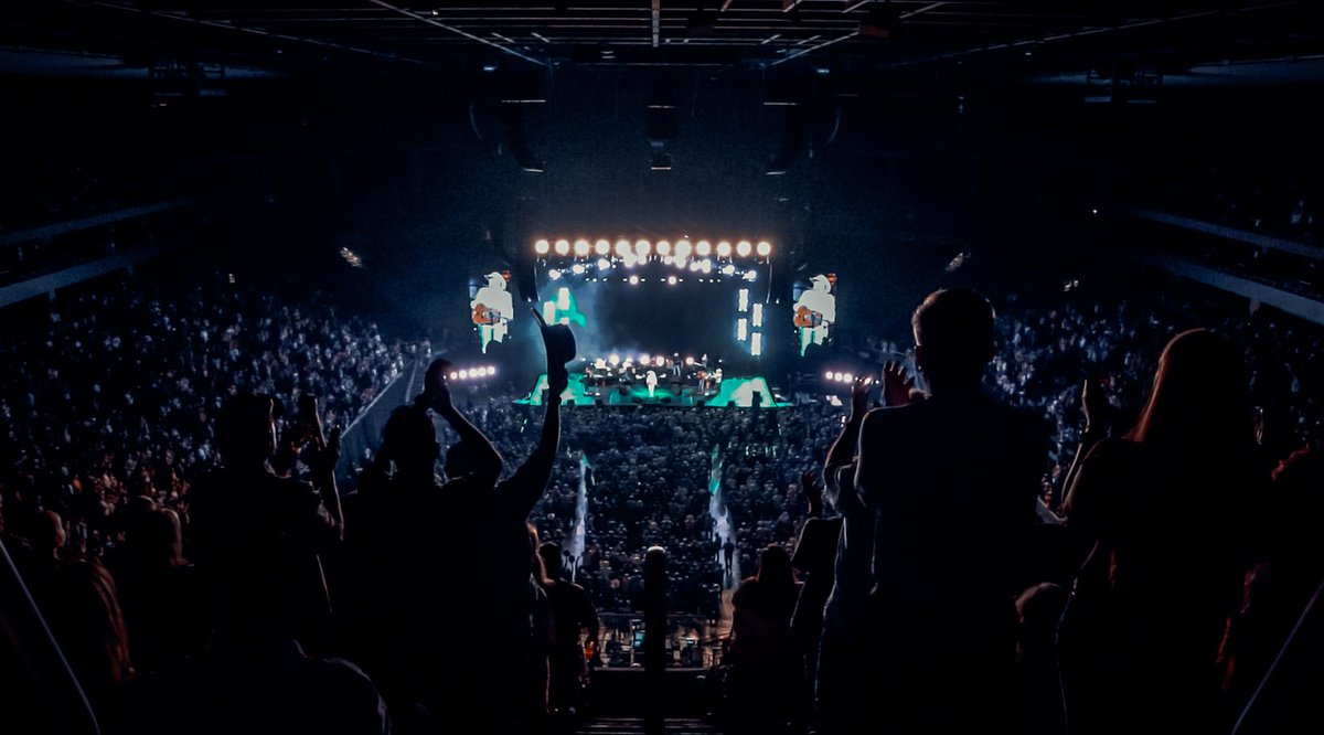 OfficialJackson's tweet photo. Last night was a blast in #Austin! Are you ready to rock the jukebox tonight, Dallas? #LastCallWithAlan

📸: @JoshGicker https://t.co/461CRG8INm