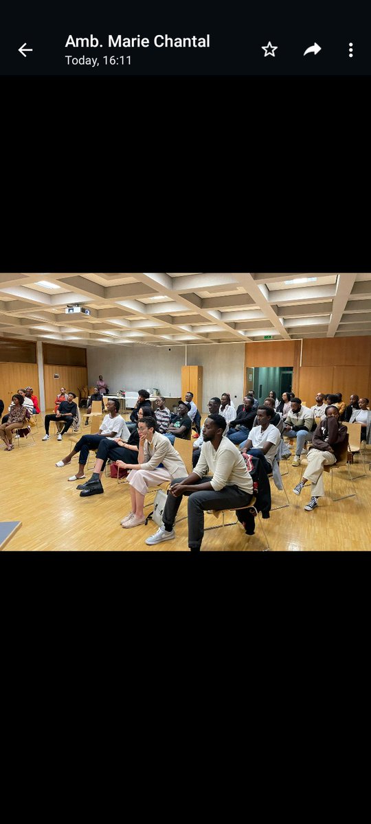 Retour en images du 16.09.2022: Conversation sur l'identité rwandaise avec la jeunesse de la Communauté Rwandaise de Suisse. #NdiUmunyarwanda <a href="/MCRwakazina/">M Chantal Rwakazina</a>, <a href="/RMbabazi/">Rosemary Mbabazi</a>,  <a href="/RwandaMFA/">Ministry of Foreign Affairs & Int'l Cooperation</a>, @YouthCultureRw, <a href="/Unity_MemoryRw/">Ministry of National Unity and Civic Engagement</a>, <a href="/CHRWAdiaspora/">Diaspora Rwandaise vivant en Suisse</a>