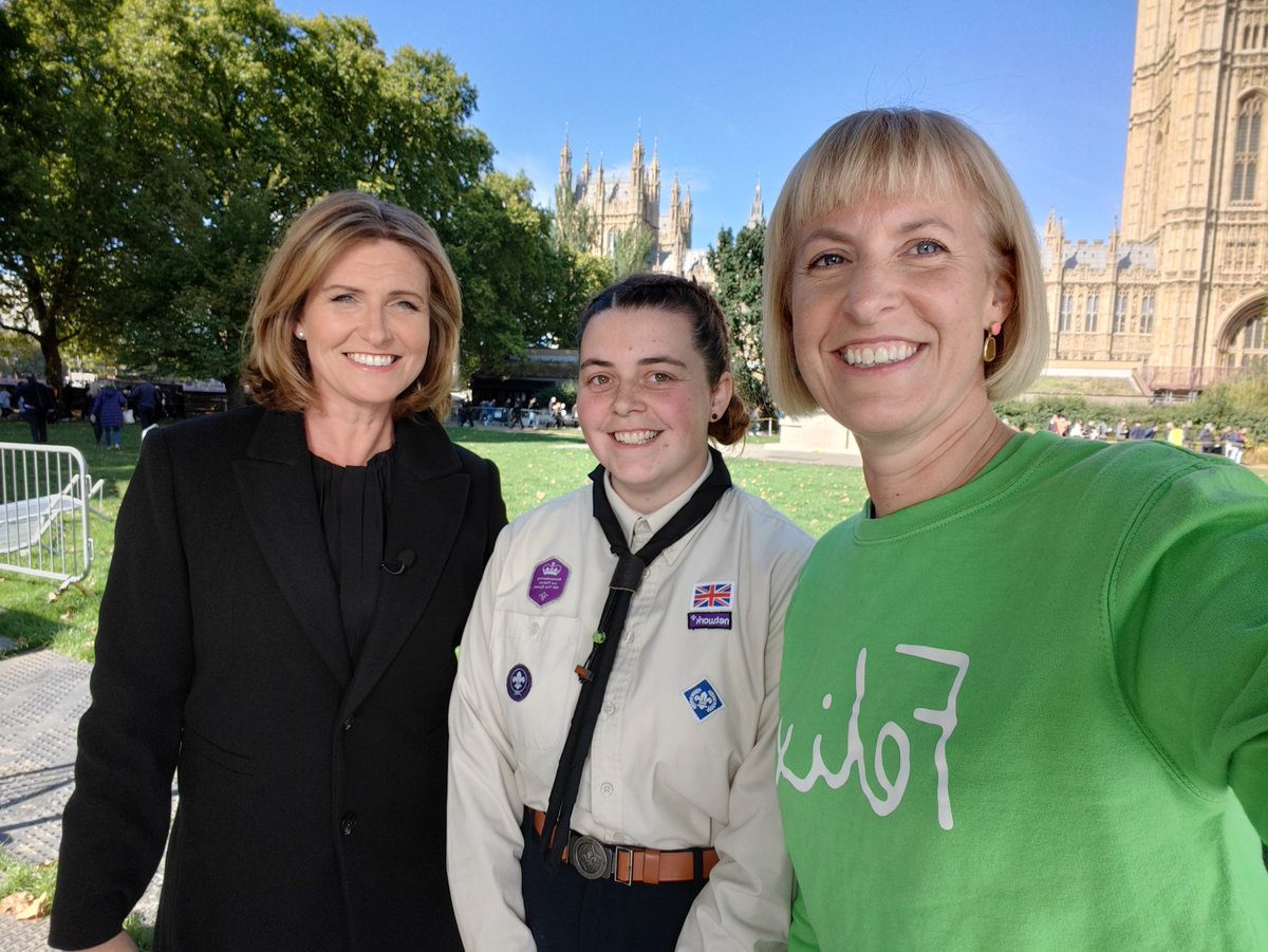 Great to speak to <a href="/JayneSeckerSky/">JayneSeckerSky</a> about the collaboration between <a href="/scouts/">Scouts</a> &amp; <a href="/felixprojectuk/">thefelixproject</a> to ensure all the surplus food from #TheQueue goes to feed #Londoners in need. 💪🙏💚🙌