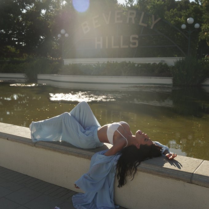 Meet me on Rodeo Drive  #Saturday #90210 https://t.co/BG1fQUJ7Ua<a href="/tag/saturday"class="tags">#Saturday</a>