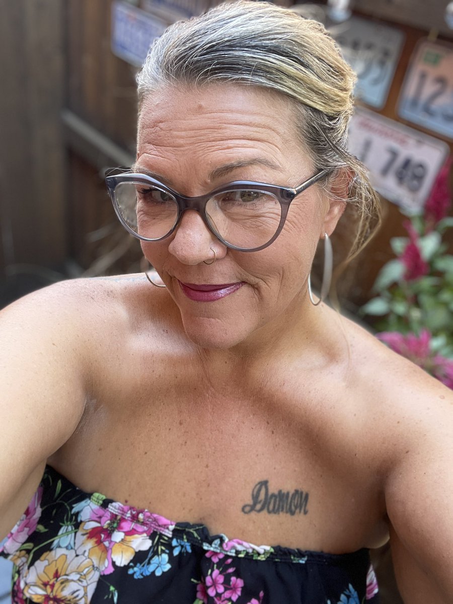 Melimel540's tweet image. good afternoon ☀️ #denver #5280love