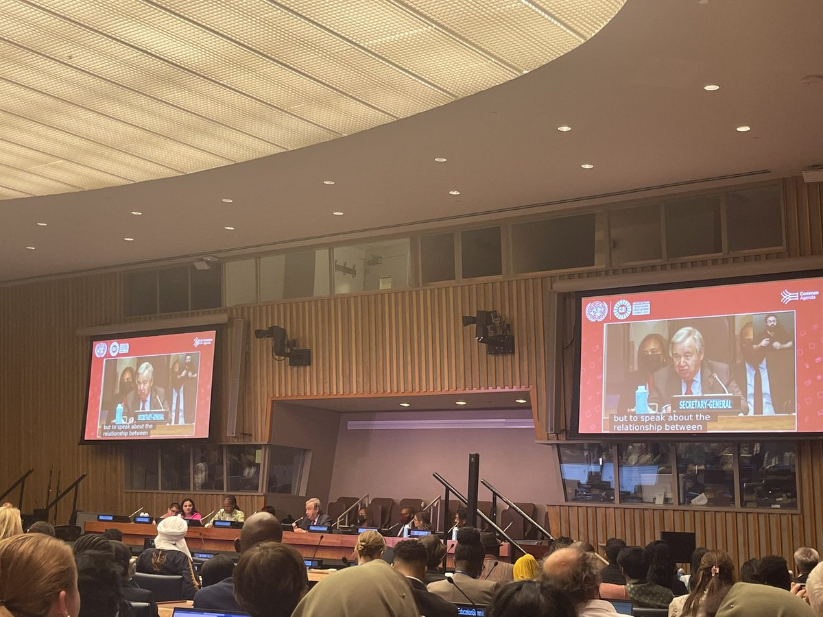 ‘We learn to learn in school’ - <a href="/antonioguterres/">António Guterres</a> 
The #TransformingEducationSummit at the <a href="/UN/">United Nations</a> focuses on empowering each student to become citizens of the world and lifelong learners. #localactionglobalchange