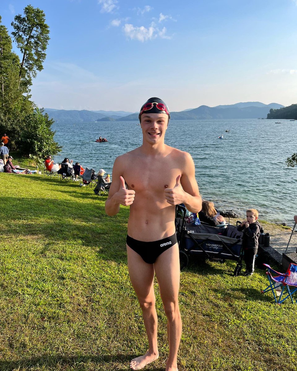 SwimmingBshs's tweet photo. Garrett Watson and Morgan Greenlee representing Bulldog Swimming at the Lake Jocassee Open Water Event this morning https://t.co/QJwNUfJVQl