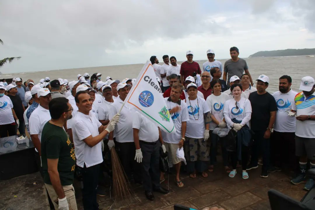 RCPanajiMT's tweet photo. Rotary Club of Panaji Mid-Town along with partner associations participated in International Coastal Cleanup drive from Youth Hostel to Kala Academy on 17th September 2022 https://t.co/pSlLgTVXW1