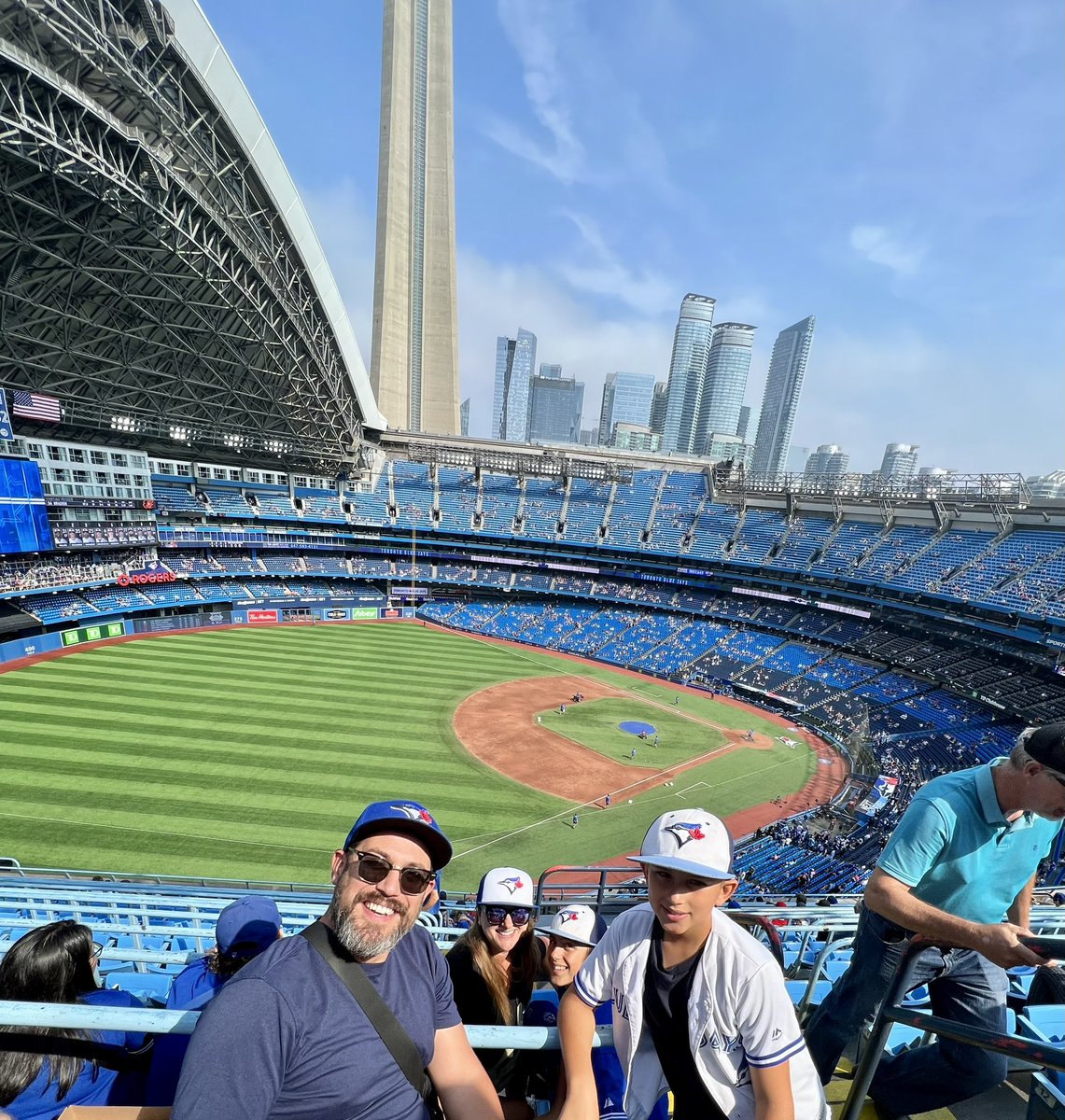 pazpeter's tweet photo. Let’s Go Blue Jays!!! #NextLevel https://t.co/7Y8omb4KIj
