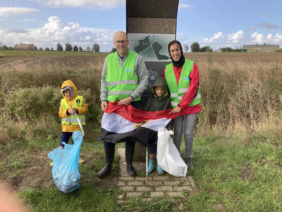 Probably the only country in the world to recognize #WorldCleanupDay as a national holiday ♻️🗑️ #worldcleanupday2022  #micronation #micronationalism