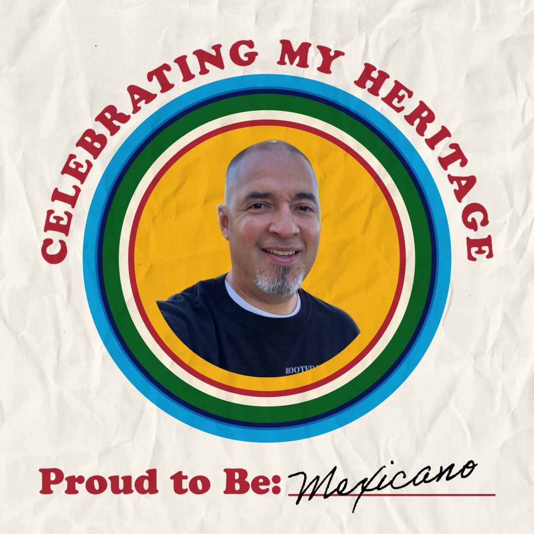 santiagoAM115's tweet image. Proud to be Mexicano! Viva! #firstgenerationgraduate #firstgenerationeducator #HispanicHeritageMonth