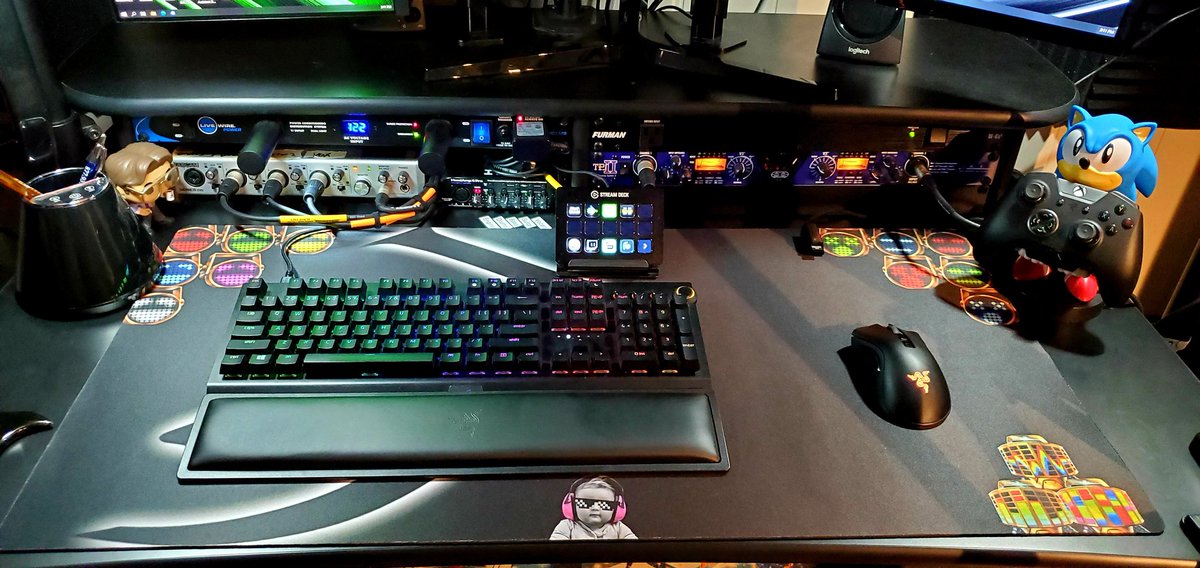 tvsonic222's tweet photo. Latest merch purchase from one of my favorite streamers! @S7Vnty9 
I love the quality and the design!  It's definitely much larger than I was expecting, but perfect for all of my gaming needs. GREAT JOB https://t.co/bPJpdBMs3U