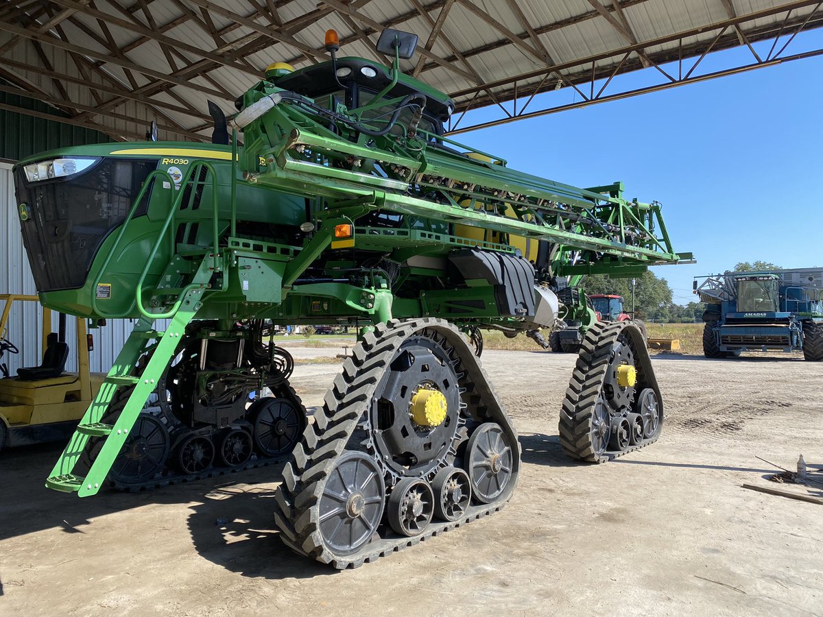 PreferredEquip's tweet photo. Delivery and @SoucyTrack installation completed on this #JohnDeere R4030 for Floyd Farms in #SouthCarolina. Thank you for your business! https://t.co/K6f5GAralI