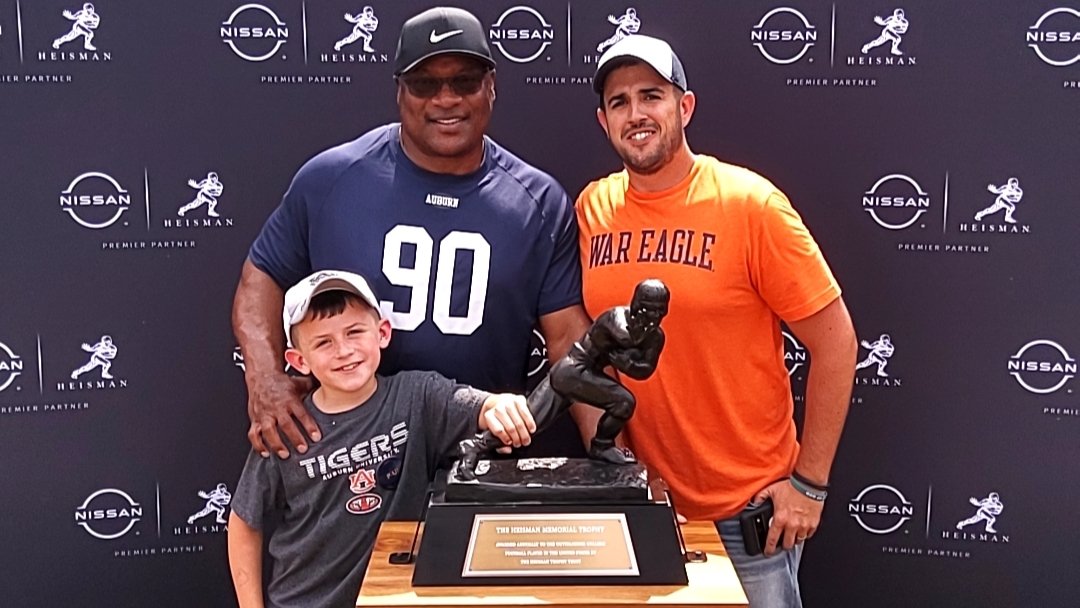 hey_wareagle's tweet photo. #wareagle #jumbotron https://t.co/rVh9VN8kTa