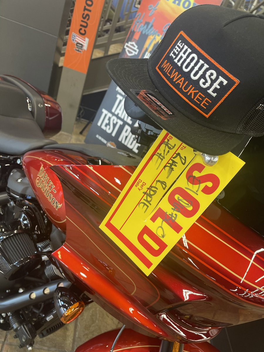 Life’s too short. Buy the damn Harley.❤️

<a href="/harleydavidson/">Harley-Davidson</a> #eldiablo #1121
