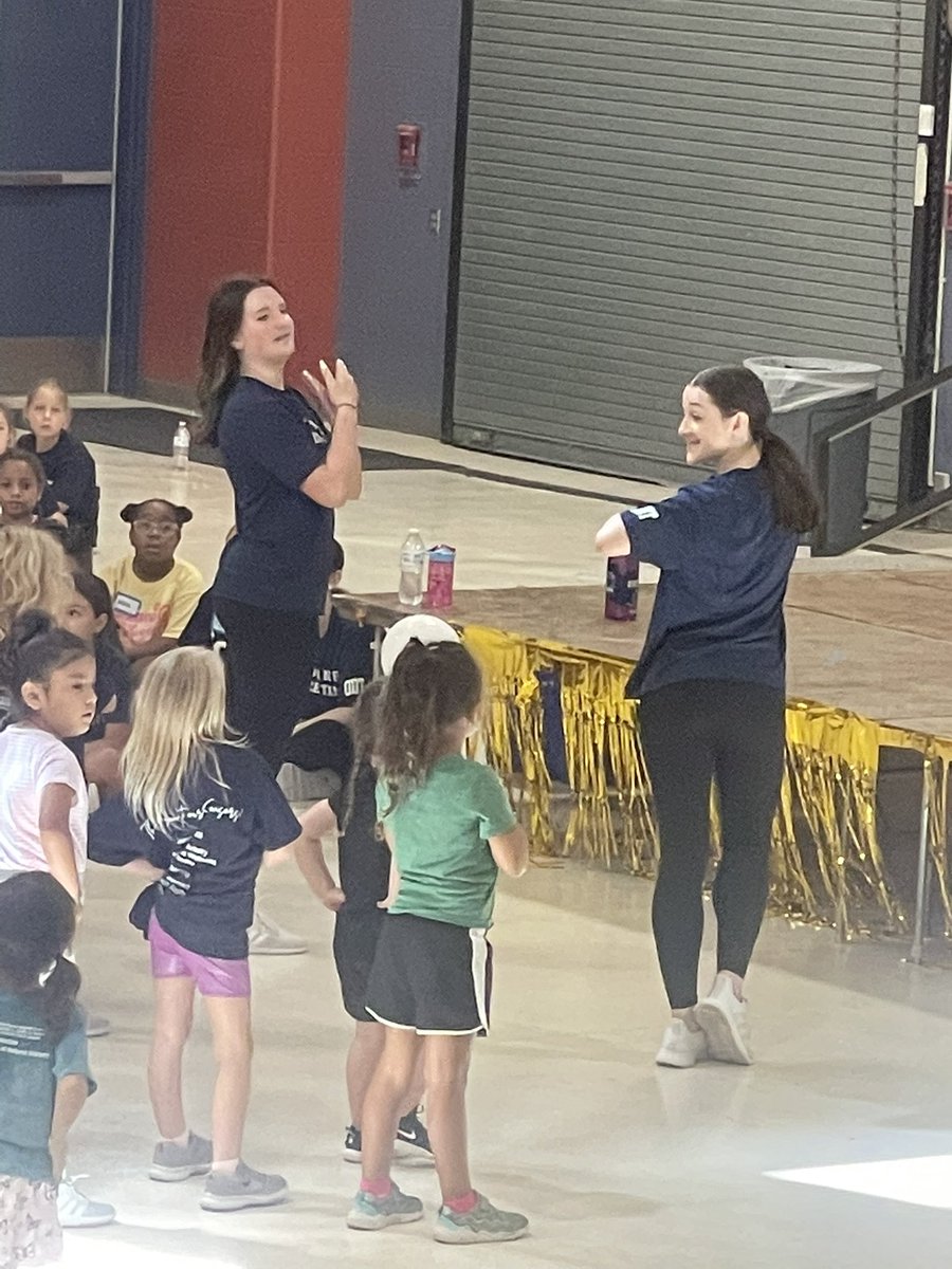 MissT_NISD's tweet photo. Celebrating #NationalDanceDay by watching current and former @EagleDanceFam members at the @OC_DANCETEAM Clinic. https://t.co/Q7ljE83dls