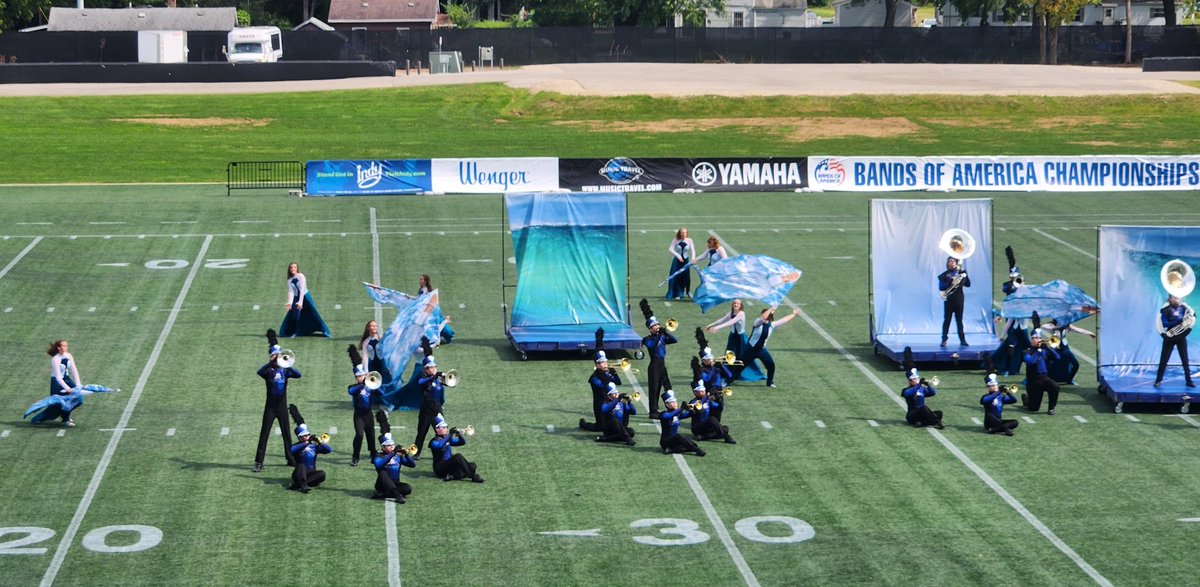 CCHS_Comets's tweet photo. CCHS Marching Band had a great performance this afternoon at the @BANDSOFAMERICA Obetz Regional! #GoComets https://t.co/OFkQYlUKfW