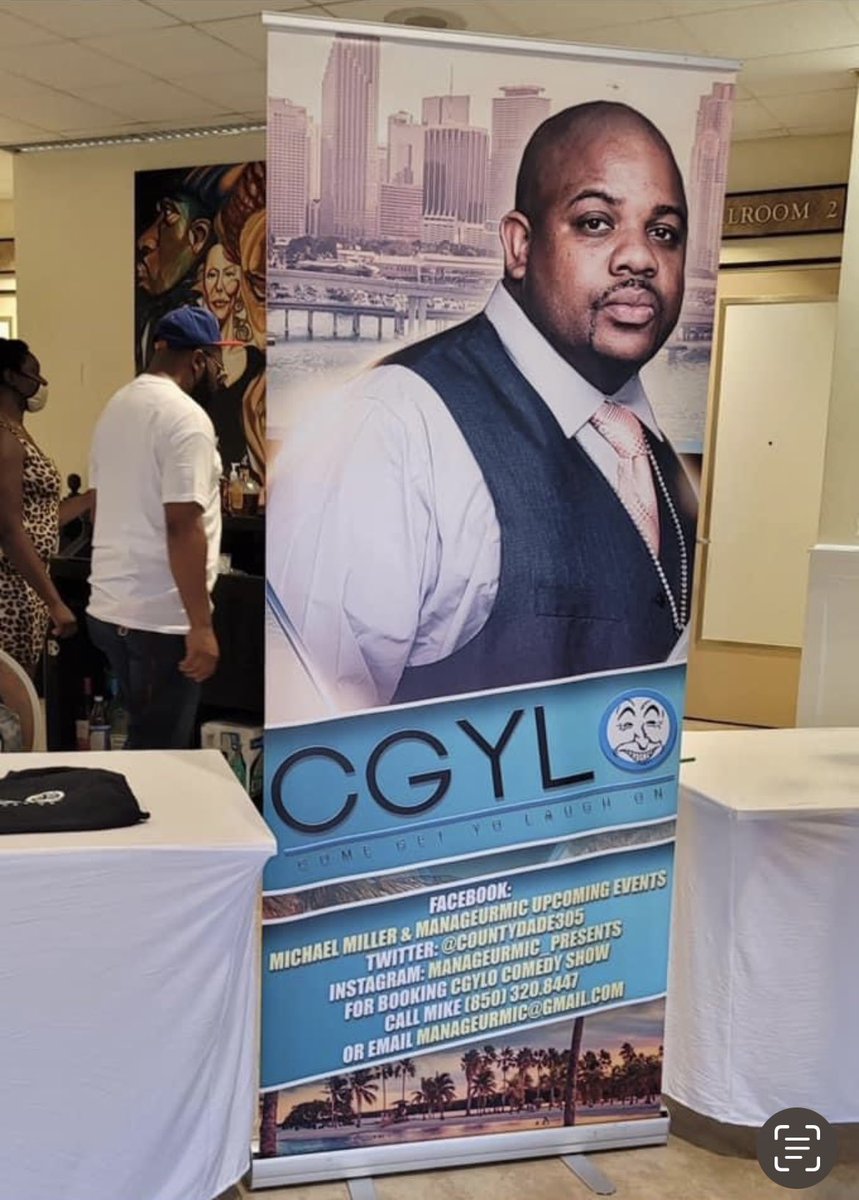 MillsT21's tweet photo. Happy Birthday to the man who does things his way @CountyDade305 🎁.  Thanks for bringing fun #Cgylo comedy 🎭 shows to Tallahassee and being a great dad to the little princess! Have a great day!🎉🎂🙏🏽 https://t.co/qFDa1EfSTg