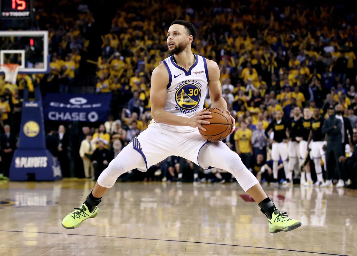 WarriorNationCP's tweet photo. Steph Curry is the most exciting player this league has ever seen https://t.co/nxQ0yISXeO