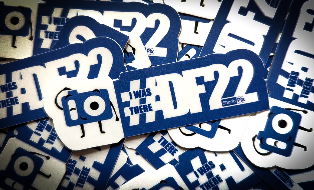 SharinPix's tweet photo. Did someone says #DF22 stickers? ☁️☁️☁️☁️

Yes the #ImageExperts will be at @Dreamforce  and giving away those stickers at #SharinPix Booth ! 1️⃣3️⃣0️⃣8️⃣

Meet us there!   📸 https://t.co/5mKbwcr0RE