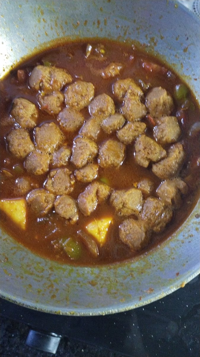 speaks_prav's tweet photo. My sincere apologies as I had been cooking this evening! #SoyaChilli with Allo parantha is done! But Maggie running fever here! 🙏 Kindly excuse! https://t.co/KL0TOTDRS7