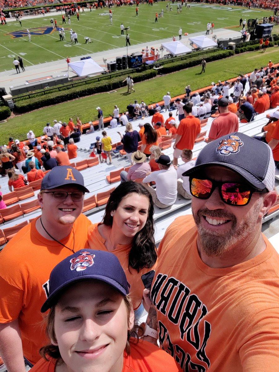 midWODbickering's tweet photo. #wareagle https://t.co/YdvOTsAm2y