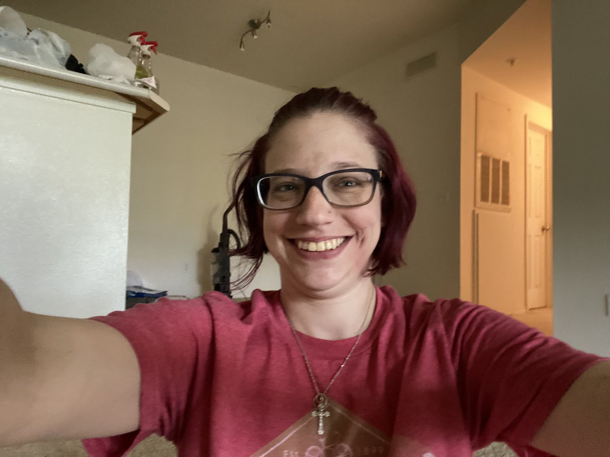 HeatherCaye's tweet photo. I got most of my apartment emptied today. Only one week away until I can officially say I am 100% at my new house! Thankfully the weather today was quiet and not 110 degrees like the last time I moved back in 2017 🤣 #meteorologist #homeowner #timetoclean https://t.co/f4NMkZUkaF