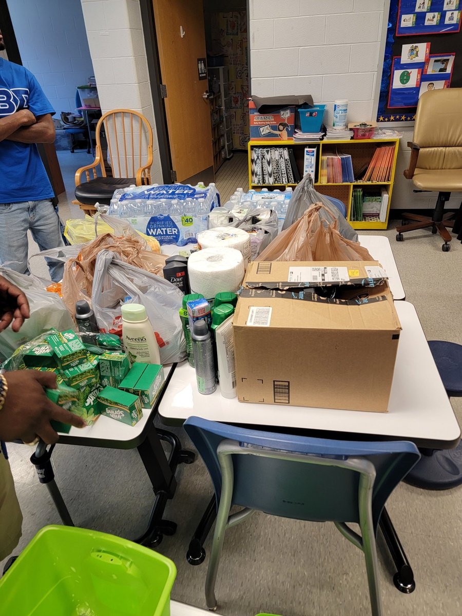 Thank you to Phi Beta Sigma Fraternity Inc for coming together today to donate goods towards the Eastern KY Tornado Victims. <a href="/APRILLILEB/">April BACK-STEVENS</a> Thank you for the opportunity to be of service. <a href="/RamseyMS_JCPS/">Ramsey Middle School</a> <a href="/RamseyPrincipal/">Katie LaDuke</a> #ServetobeGreat!