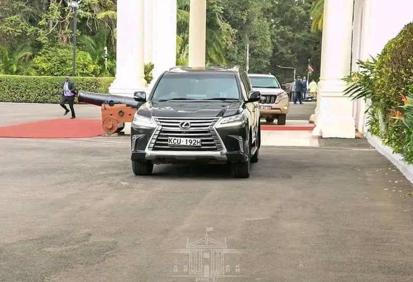 DidmusWaBarasa's tweet photo. There is no village in this country that this car has not been......wewe ulliiona kwa kijiji yako? https://t.co/N3pGP53YHY