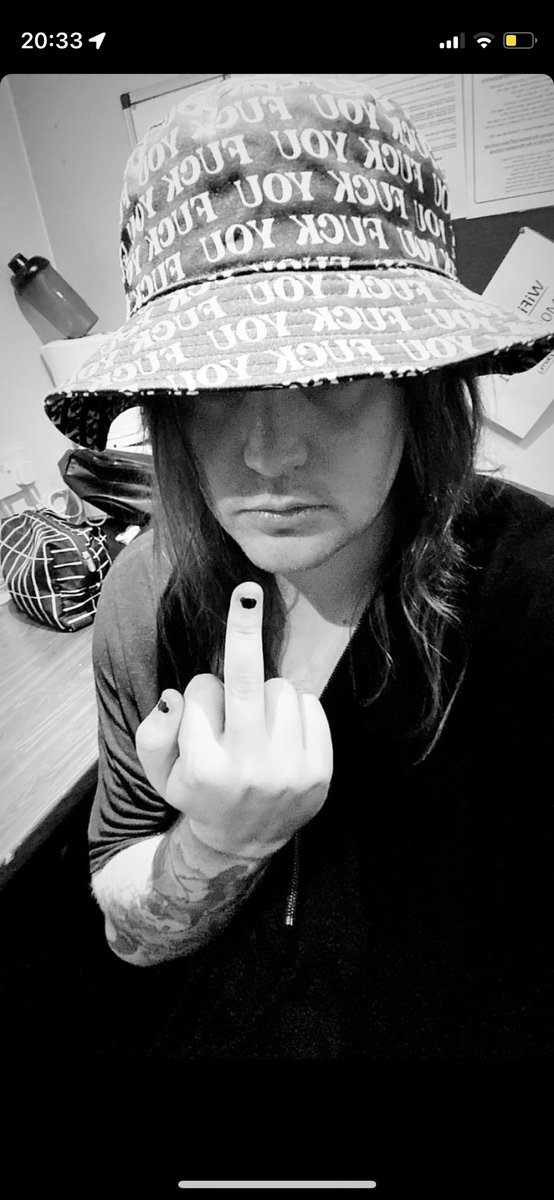 neonlightsbc's tweet photo. Mood: fuck you https://t.co/VEfbbwZJWU