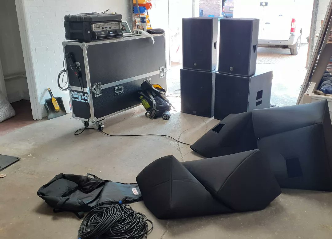 HDHProductions's tweet photo. Another @MartinAudioLtd sound system going out the door on a hire with @TheLightyears 
.
.
.
#soundhire #sound #audiovisualhire #soundsystem #soundsystemhire #martinaudio #crownamps #dyncord #prepping https://t.co/Bl4iwPS6ZX