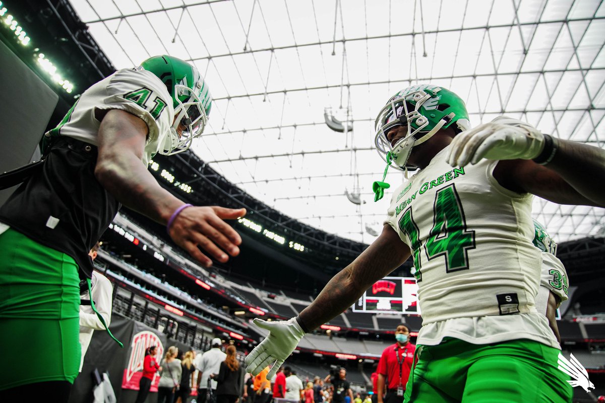MeanGreenFB's tweet photo. 𝗦𝗵𝗼𝘄𝘁𝗶𝗺𝗲.

#GMG 🟢🦅 https://t.co/9SpzcPDjBT