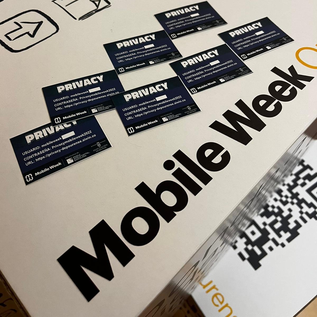 mobileweekou22's tweet photo. 📝A derradeira actividade da tarde no @CCulturalOu foi a conferencia «Escape Room: Protección de datos» co obxectivo de concienciar ós participantes da importancia da privacidade nos dispositivos tecnológicos

👉🏼Máis info en: https://t.co/K6a5uuZOhQ

#mWeekOU22 https://t.co/AHja80f9Tf