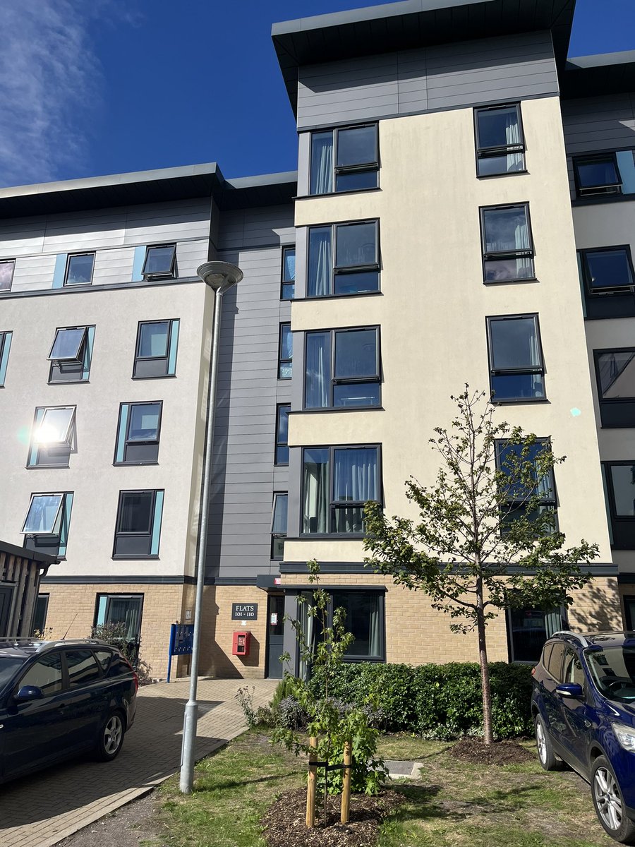 Lee Trewhela 〓〓 tweet media