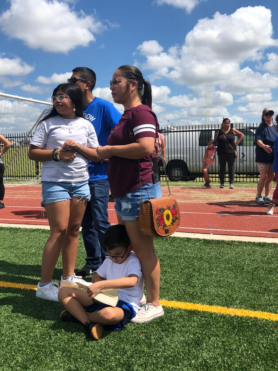 disdactivities's tweet photo. Our parents are out and ready to support their elementary cheerleaders at our first ever elementary cheer camp showcase. We are so proud of the hard work our youngest cheerleaders put out today!
#GetInvolved #LevelUpDallasISD #DallasISDCheer #CheerCamp #Parents #Support #BestDay https://t.co/kLib3HQHTd