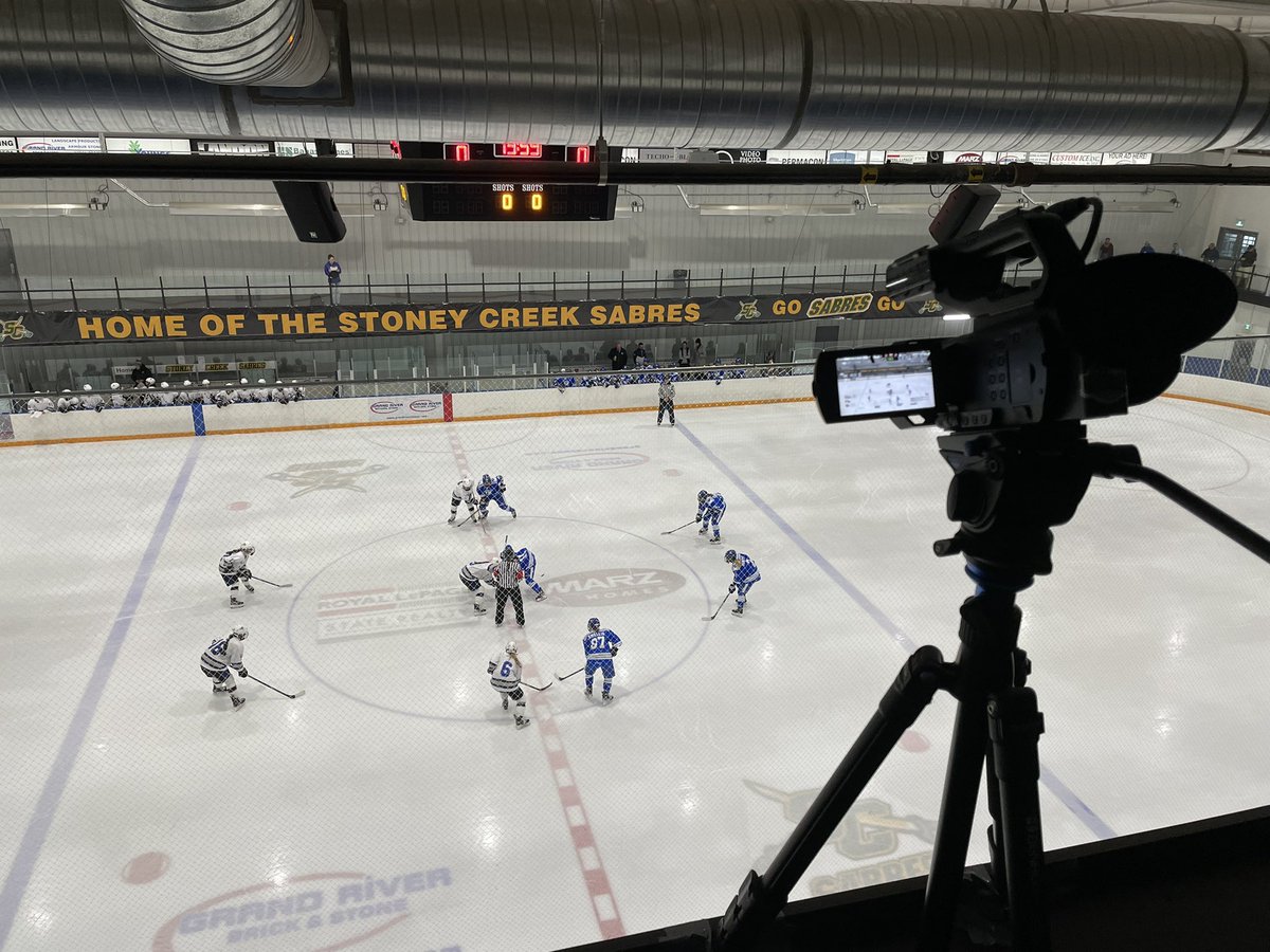 Great pace game between <a href="/GAGirlsHockey/">Gilmour Academy Girls Prep Hockey</a> and <a href="/JrDolphins/">𝐄𝐭𝐨𝐛𝐢𝐜𝐨𝐤𝐞 𝐉𝐮𝐧𝐢𝐨𝐫 U22 Elite</a> at the <a href="/SCJuniorSabres/">𝚂𝚝𝚘𝚗𝚎𝚢 𝙲𝚛𝚎𝚎𝚔 𝚄𝟸𝟸 𝚂𝚊𝚋𝚛𝚎𝚜</a> University Showcase. #Showcase #NCAA #CIS