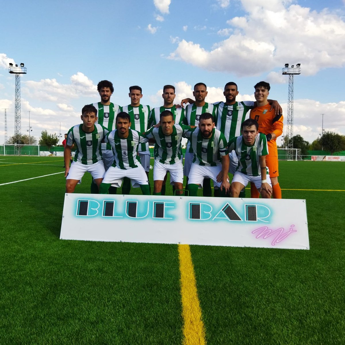 CD_SantaMarta's tweet photo. 🗣️ 𝙁𝙄𝙉𝘼𝙇 

👉 Victoria de los nuestros en el primer partido de la temporada, con el resultado final de 2-0.
Gracias a todos los aficionados que nos han arropado. Seguimos 💚💪
🤝Buen viaje de vuelta al @HigueraCF al que deseamos suerteen la temporada. 

📸 Once Inicial https://t.co/OZTZhRlmcM