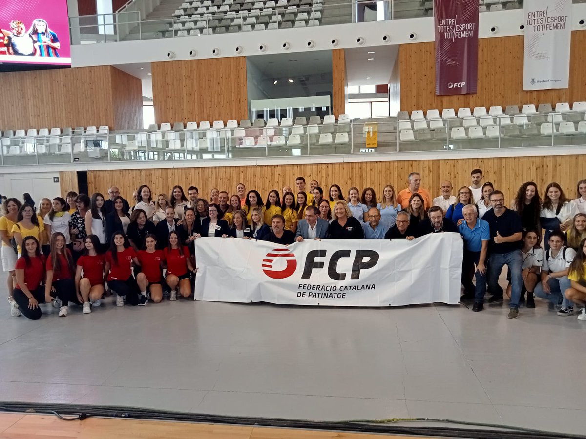 FCPatinatge tweet media